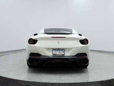 Used 2020 Ferrari Portofino image 4