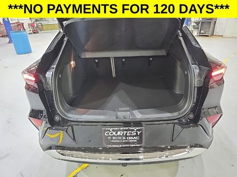 New 2026 Buick Envista Avenir image 13