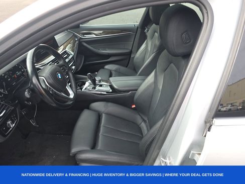 Used 2018 BMW 530i w/ Premium Package image 10