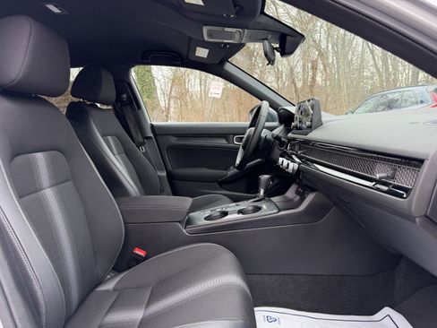 Used 2023 Honda Civic Sport image 13