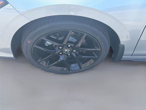 New 2026 Honda Civic Sport image 25