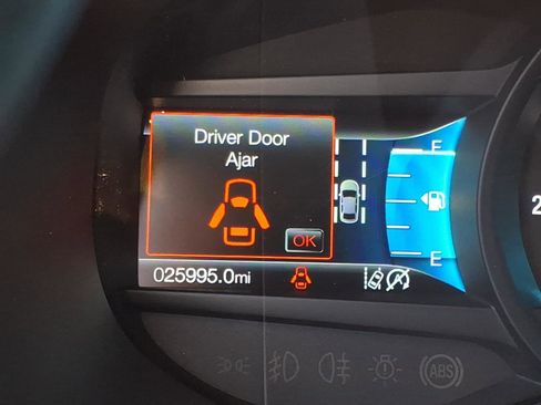 Certified 2024 Ford Edge SE w/ Black Appearance Package image 17