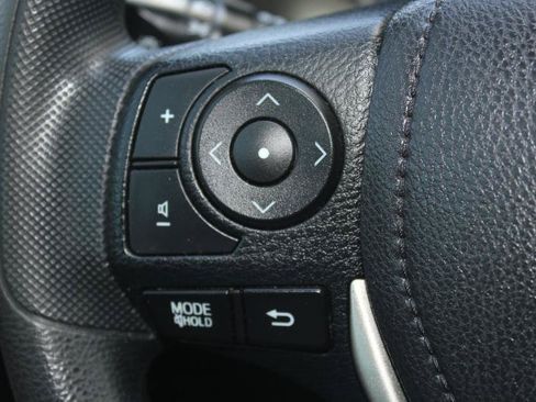 Used 2015 Toyota RAV4 XLE AWD/4WD image 24