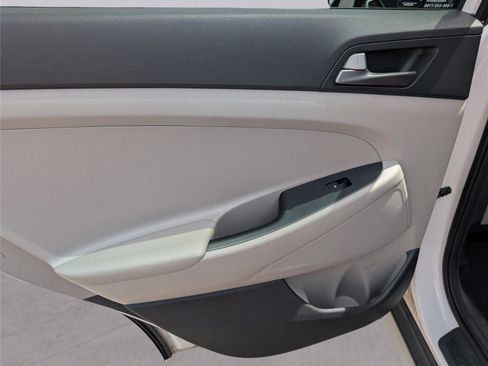 Used 2018 Hyundai Tucson SEL image 26