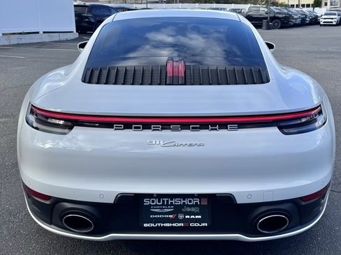 Used 2021 Porsche 911 Carrera image 6