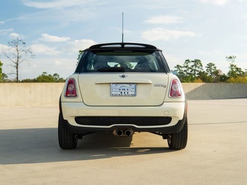 Used 2010 MINI Cooper S w/ Sport Pkg image 8