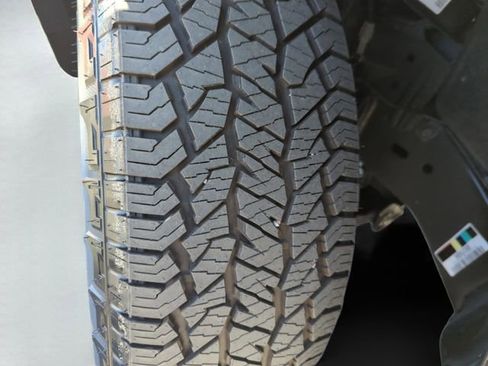 Certified 2023 Nissan Frontier S w/ Technology Package image 48