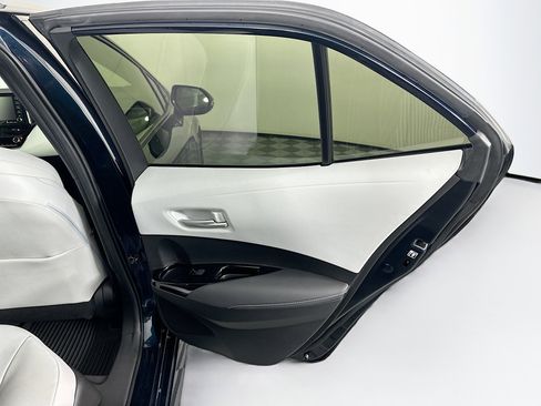 Used 2022 Toyota Corolla XSE image 32