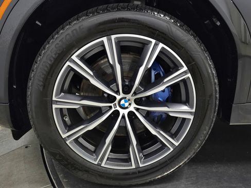 Used 2026 BMW X6 xDrive40i AWD/4WD image 12