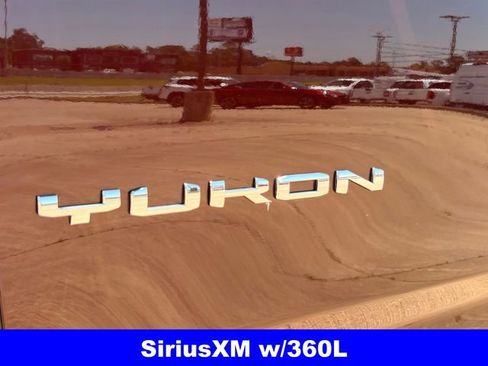 Used 2022 GMC Yukon XL SLE AWD/4WD image 10
