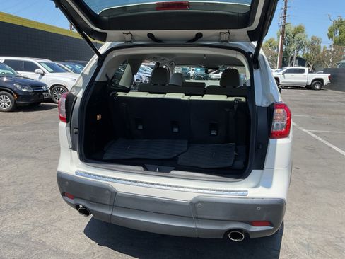Used 2023 Subaru Ascent Limited AWD/4WD image 25