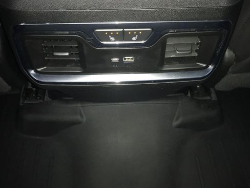 Certified 2023 Chevrolet Silverado 1500 LTZ w/ LTZ Premium Package AWD/4WD image 33