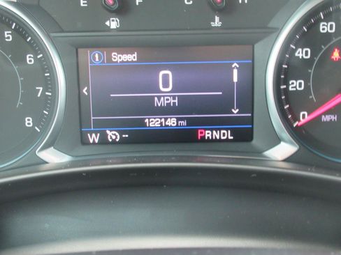 Certified 2019 Chevrolet Equinox LT FWD image 30