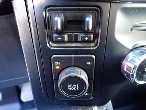 Certified 2022 Ford F150 XLT w/ Equipment Group 302A High image 21