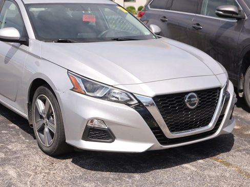 Used 2019 Nissan Altima 2.5 S AWD/4WD image 2