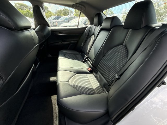 Used 2022 Toyota Camry SE w/ Convenience Package FWD image 23