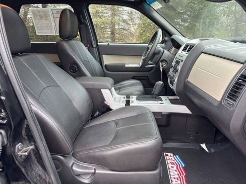 Used 2010 Mercury Mariner Premier FWD image 24