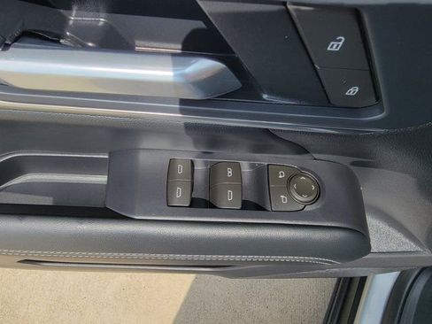 Used 2026 GMC Terrain Elevation w/ Elevation Premium Package FWD image 19