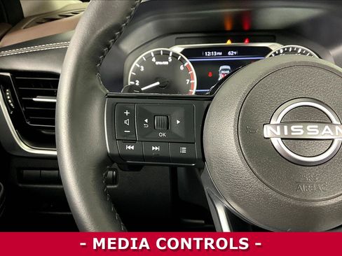 Certified 2023 Nissan Rogue SV w/ SV Premium Package AWD/4WD image 11