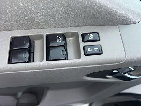 Used 2021 Nissan Frontier SV w/ Midnight Edition Floor Mats image 20