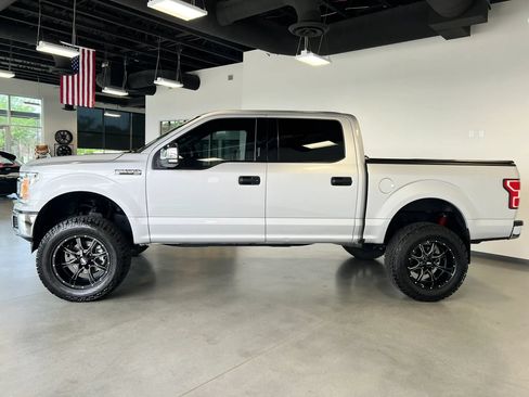 Used 2018 Ford F150 XLT AWD/4WD image 4