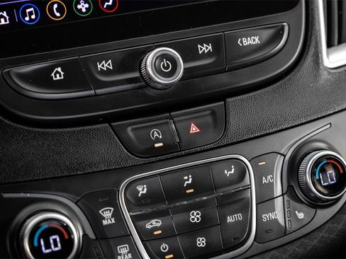 Used 2021 Chevrolet Malibu LT image 23