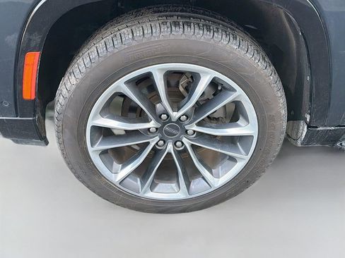 Used 2023 Jeep Wagoneer Series II w/ Premium Group I image 34