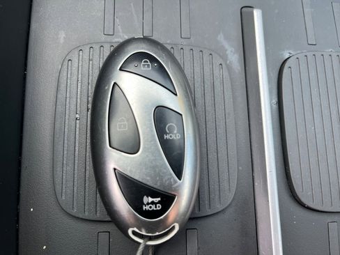 Used 2025 Hyundai Santa Fe SEL image 27