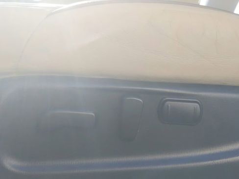 Used 2019 Nissan Armada Platinum w/ Captain's Chairs Package image 16