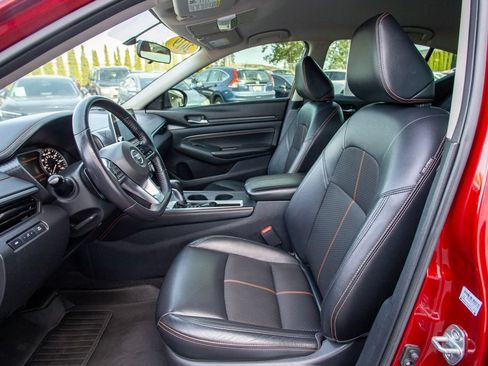 Used 2019 Nissan Altima 2.5 SR FWD image 24
