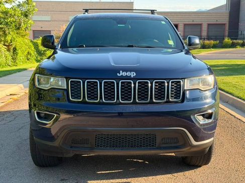 Used 2018 Jeep Grand Cherokee Laredo AWD/4WD image 7