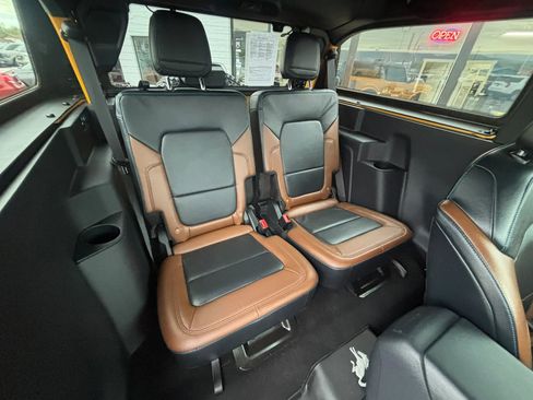 Used 2022 Ford Bronco Outer Banks image 15