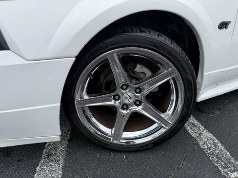 Used 2001 Ford Mustang GT RWD image 17