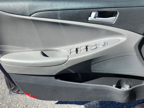 Used 2013 Hyundai Sonata GLS image 6