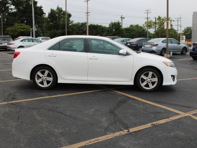Used 2013 Toyota Camry SE FWD image 5