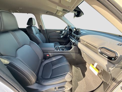 New 2025 Honda Pilot EX-L image 23
