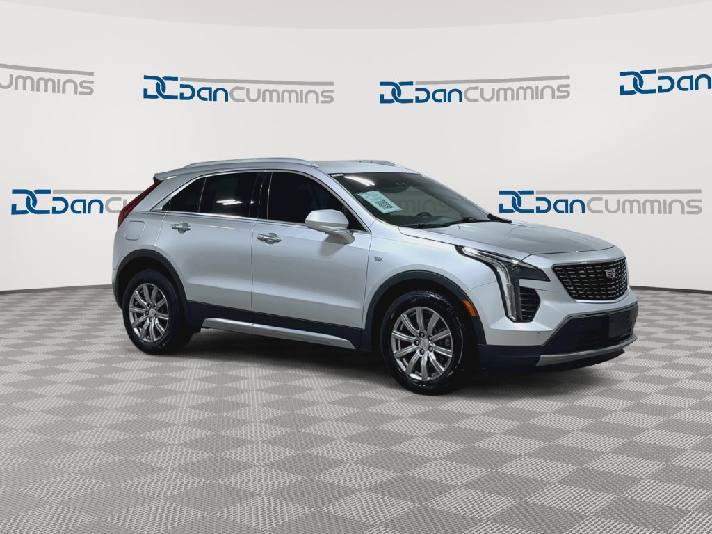 Used 2020 Cadillac XT4 Premium Luxury FWD image 3