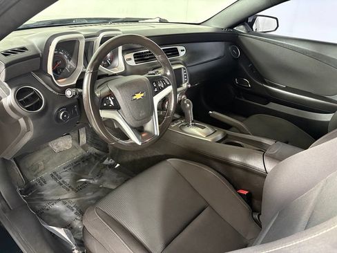 Used 2015 Chevrolet Camaro LT RWD image 19
