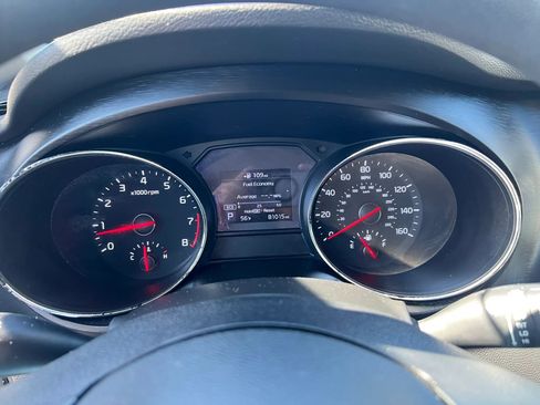 Used 2020 Kia Sedona LX FWD image 18