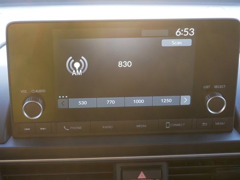 New 2025 Honda Pilot Sport image 18