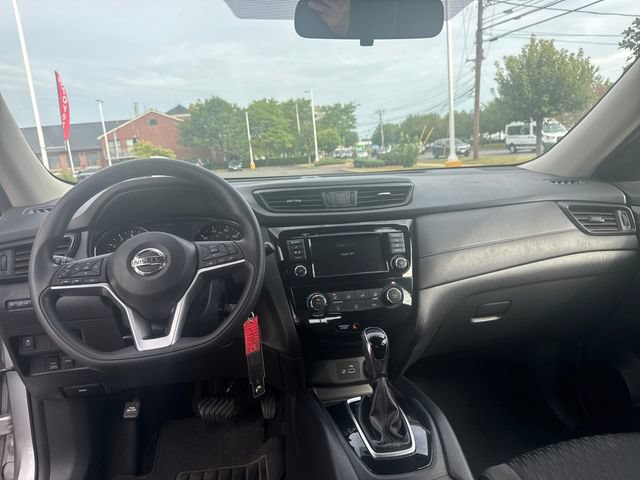 Used 2018 Nissan Rogue S AWD/4WD image 15