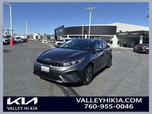 Certified 2024 Kia Forte LXS FWD image 1