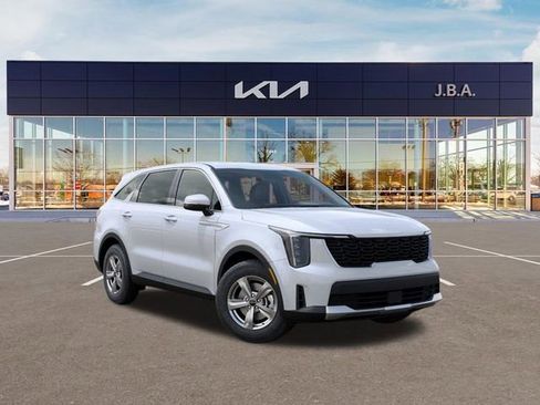 New 2026 Kia Sorento LX FWD image 8