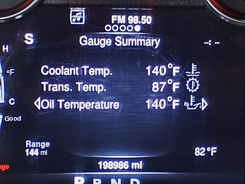 Used 2013 RAM 1500 Classic SLT w/ Premium Display Pkg RWD image 25
