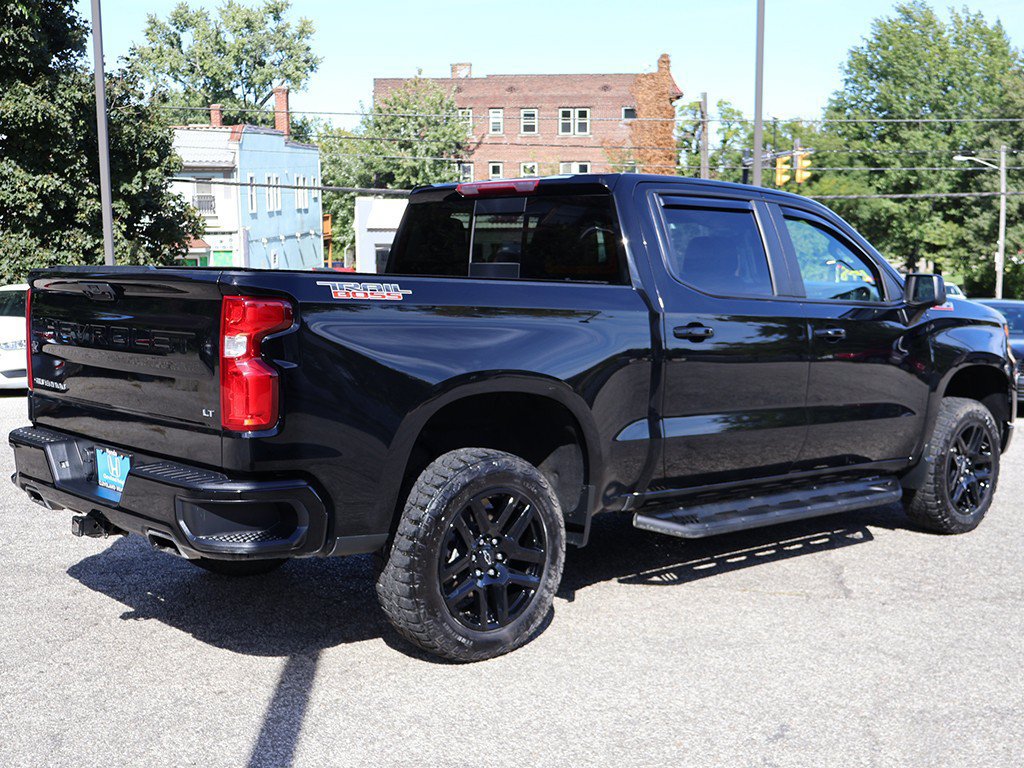 Used 2024 Chevrolet Silverado 1500 LT Trail Boss w/ Convenience Package II AWD/4WD image 11
