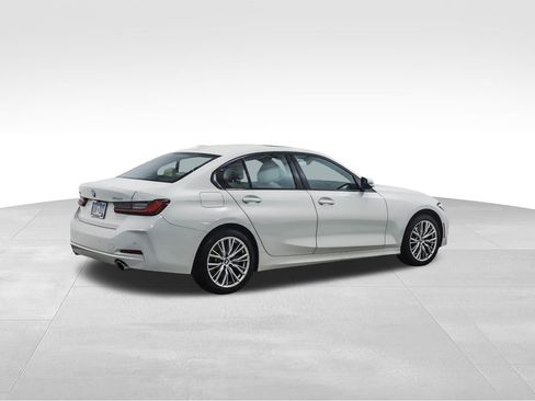 Certified 2023 BMW 330i xDrive 330i xDrive w/ Premium Package image 5