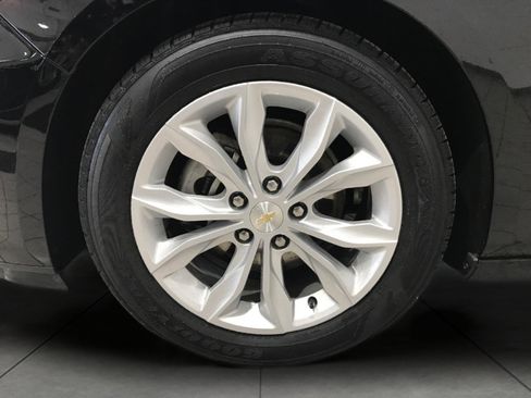 Certified 2025 Chevrolet Malibu LT image 4