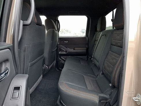 Used 2022 Nissan Frontier PRO-4X image 13