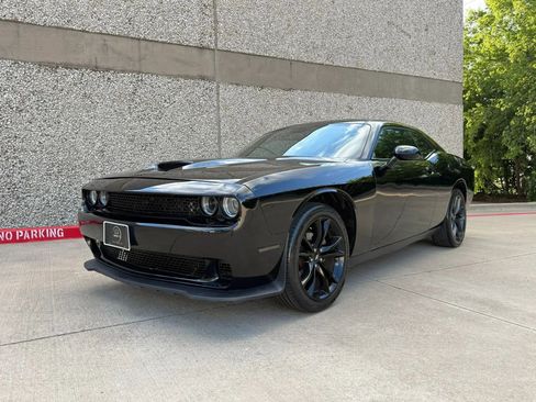 Used 2023 Dodge Challenger SXT w/ Blacktop Package RWD image 2