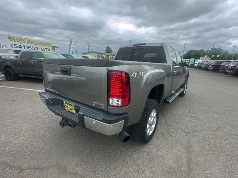 Used 2013 GMC Sierra 2500 SLT w/ SLT Convenience Package image 4